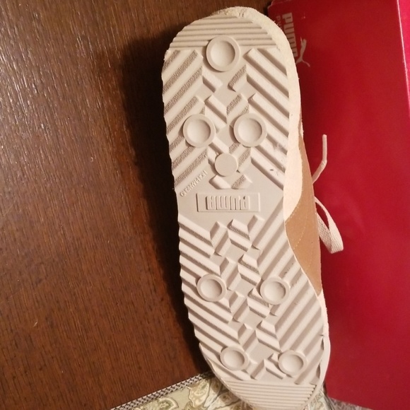 Puma Sneaker.Brand new with box Pigskin Leather - Picture 2 of 3